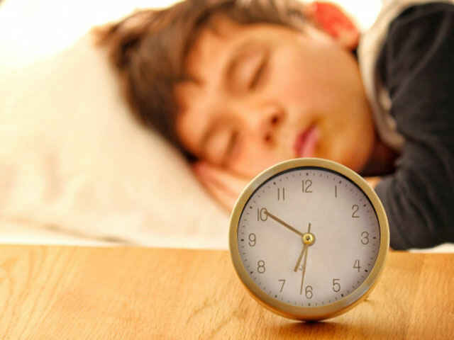 子どもに早寝早起きの習慣づけさせるコツとは？