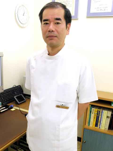 里村 俊彰 院長