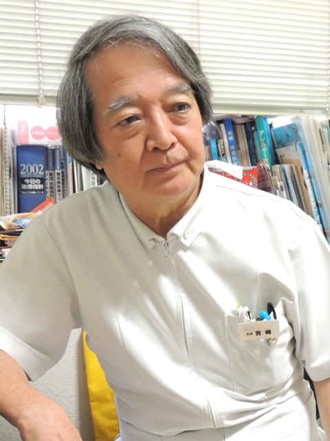 宮崎 彰 院長