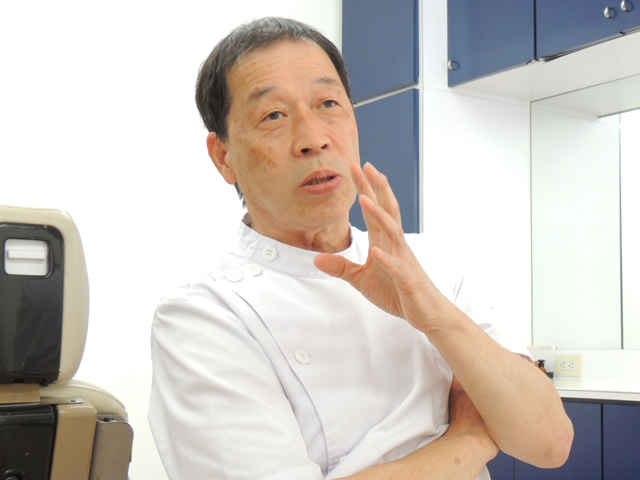 川本 泰正 院長