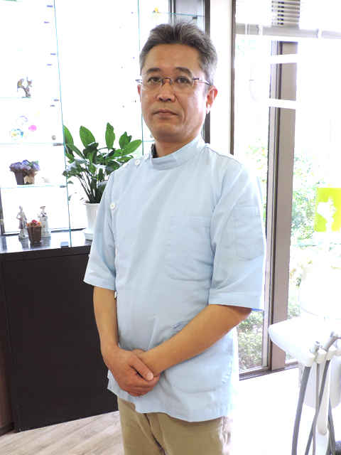 岸 高生 院長