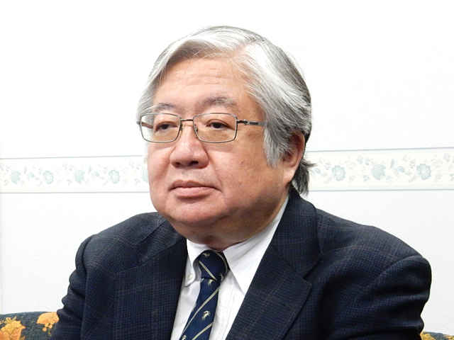 山田 和夫 院長