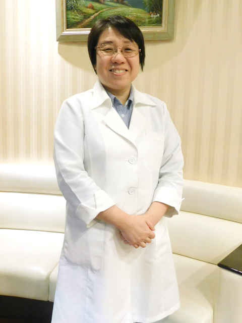 石田 由美 院長