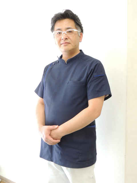 高津 大弥 院長