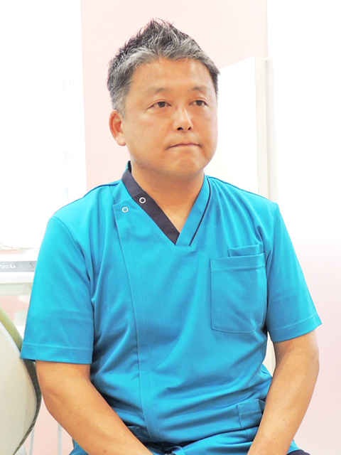 川﨑 泰孝 院長