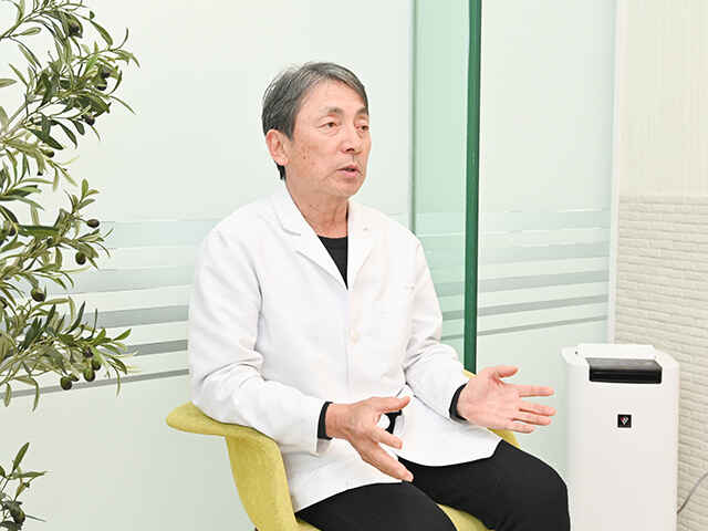 金子 泰雄 院長