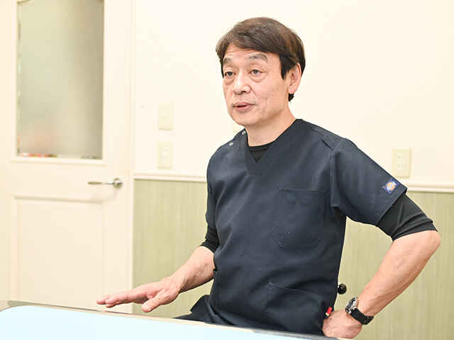 亀山 康彦 院長