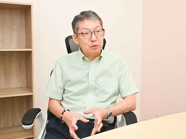 山崎 繁 院長