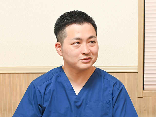 森本 隆介 院長