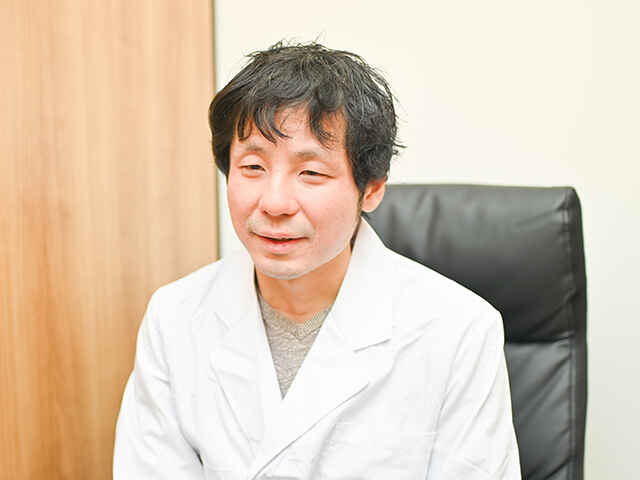 安部井 彰人 院長