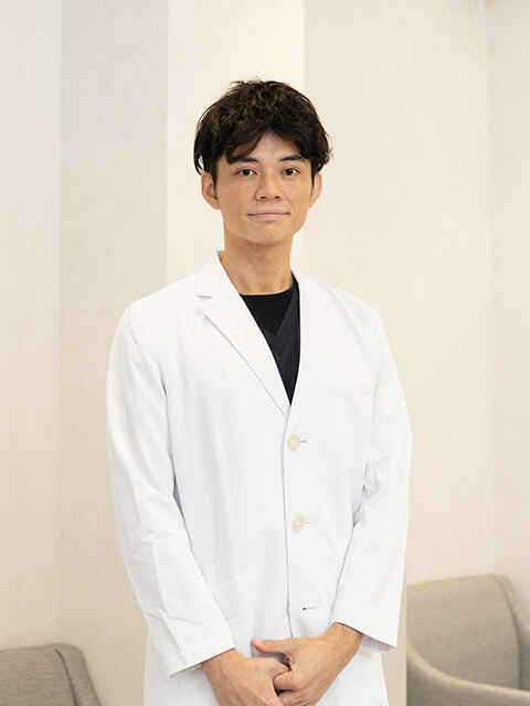 牛腸 俊彦 院長